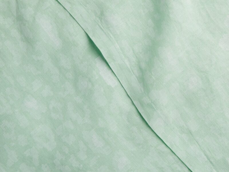 le FLEUR* Camo Linen Pillowcase Set (Jade) - Image 3