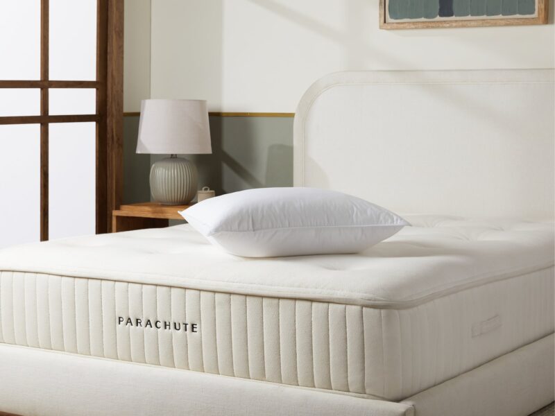 Down Alternative Side Sleeper Pillow - Image 4