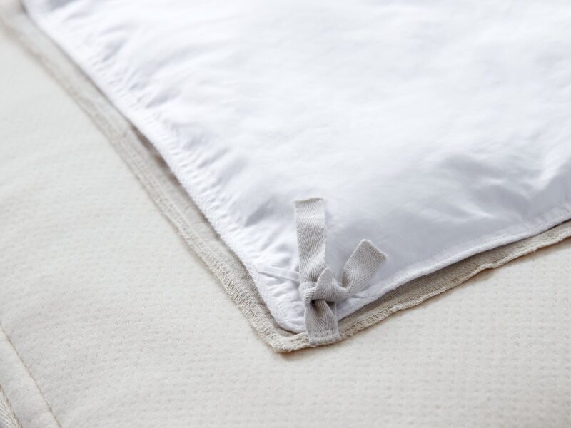 Down Alternative Duvet Insert - Image 2