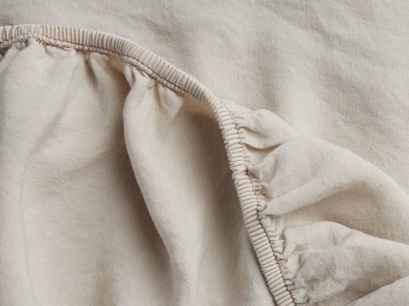 Heirloom TENCEL™ Linen Fitted Sheet (Bone) - Image 2