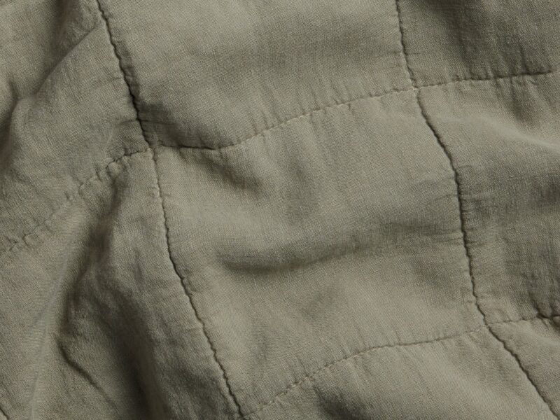 Linen Box Quilt (Moss) - Image 2