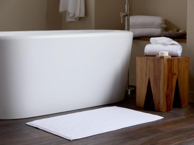 Organic Plush Tub Mat (White) - Image 3