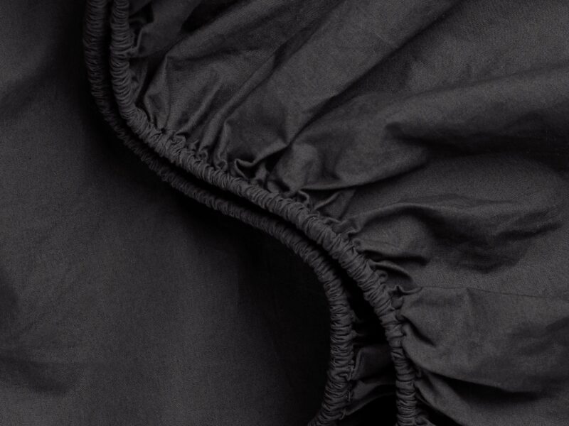 Percale Fitted Sheet (Slate) - Image 2