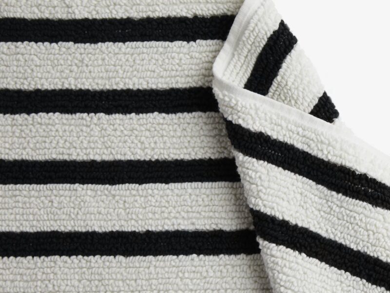Organic Resort Stripe Tub Mat (Plaster with Soft Black) - Image 2